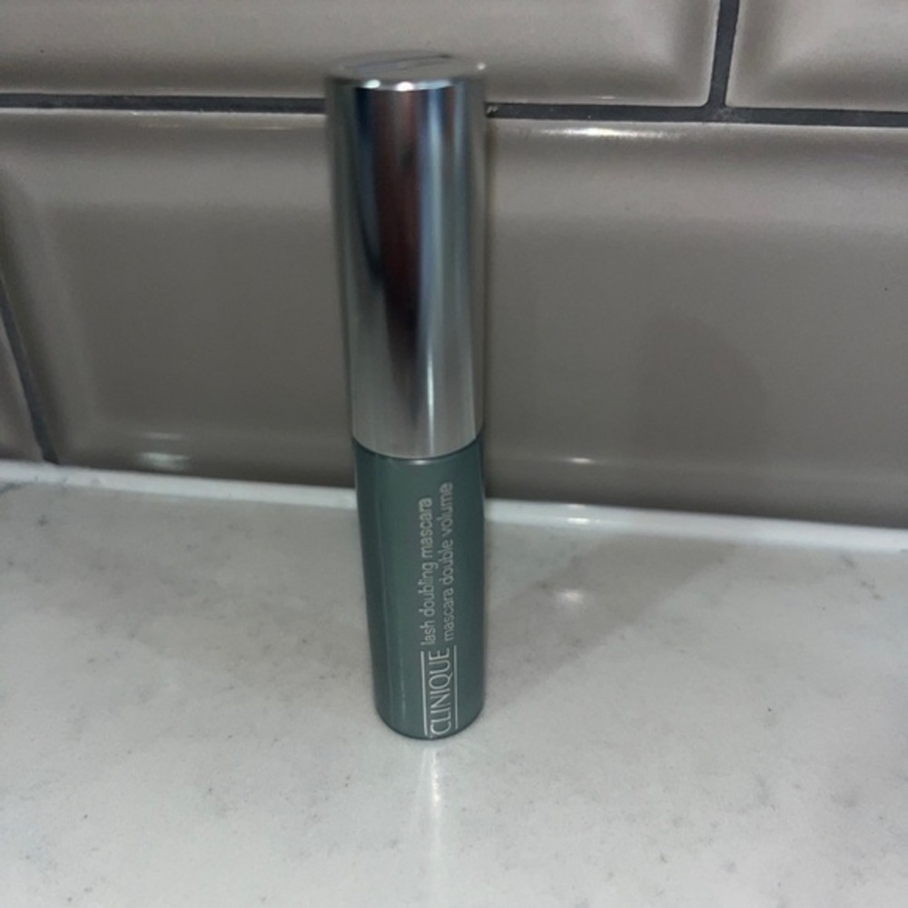 Clinique Lash Doubling Mascara-Black! Travel Size .14 OZ NEW Authentic